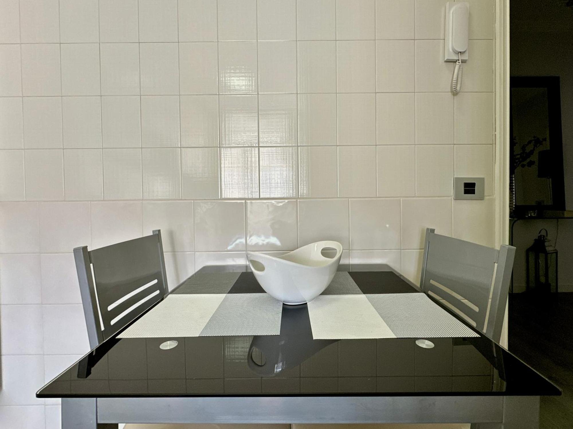 Hostiguest Coliving Leon Y Castillo Las Palmas de Gran Canaria Bagian luar foto