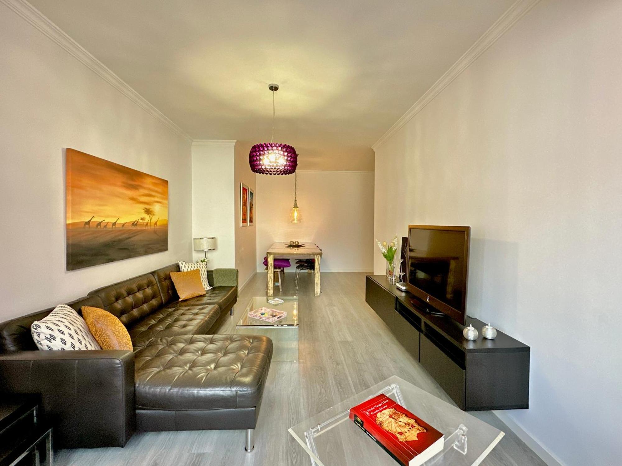 Hostiguest Coliving Leon Y Castillo Las Palmas de Gran Canaria Bagian luar foto