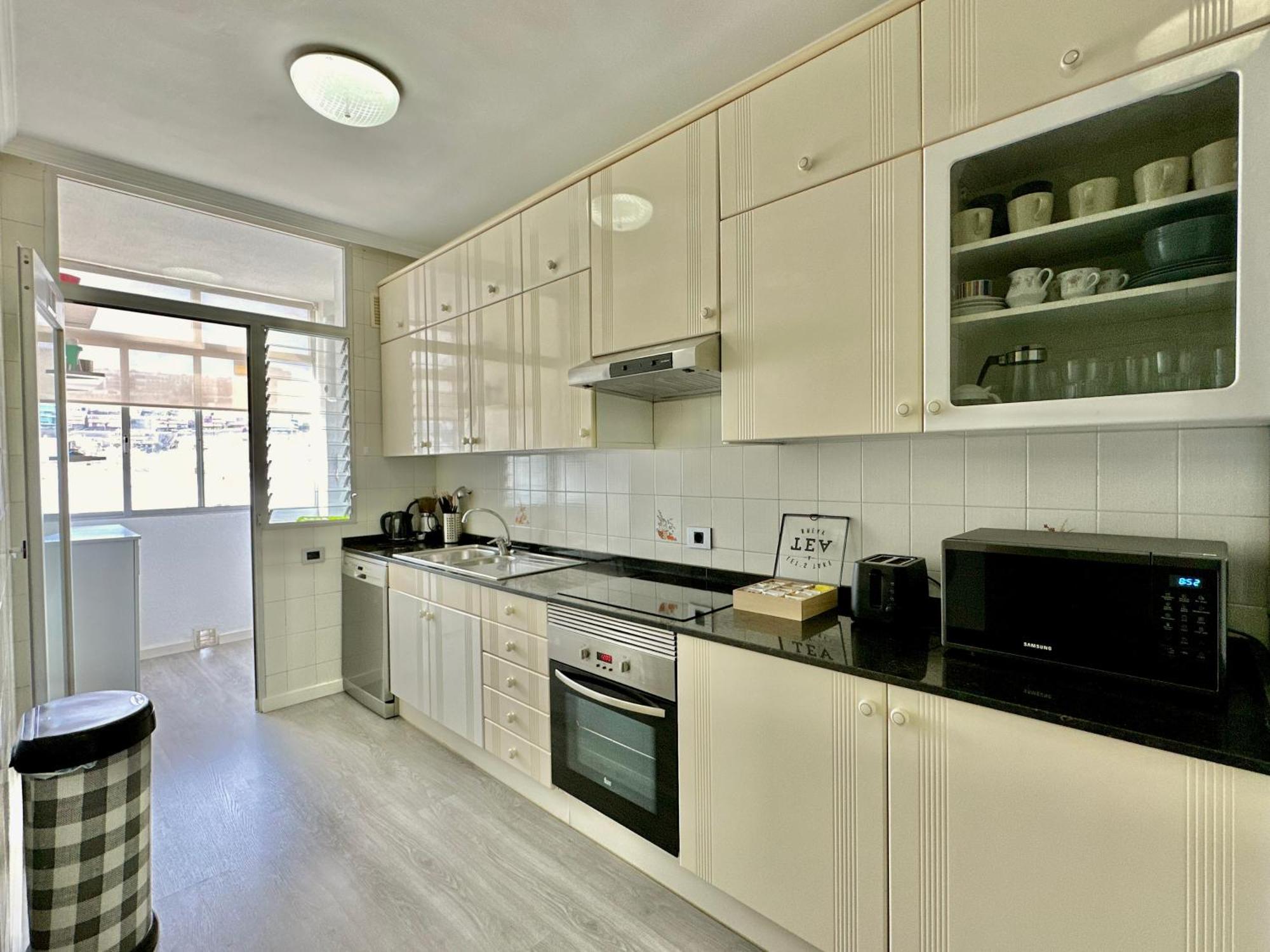 Hostiguest Coliving Leon Y Castillo Las Palmas de Gran Canaria Bagian luar foto