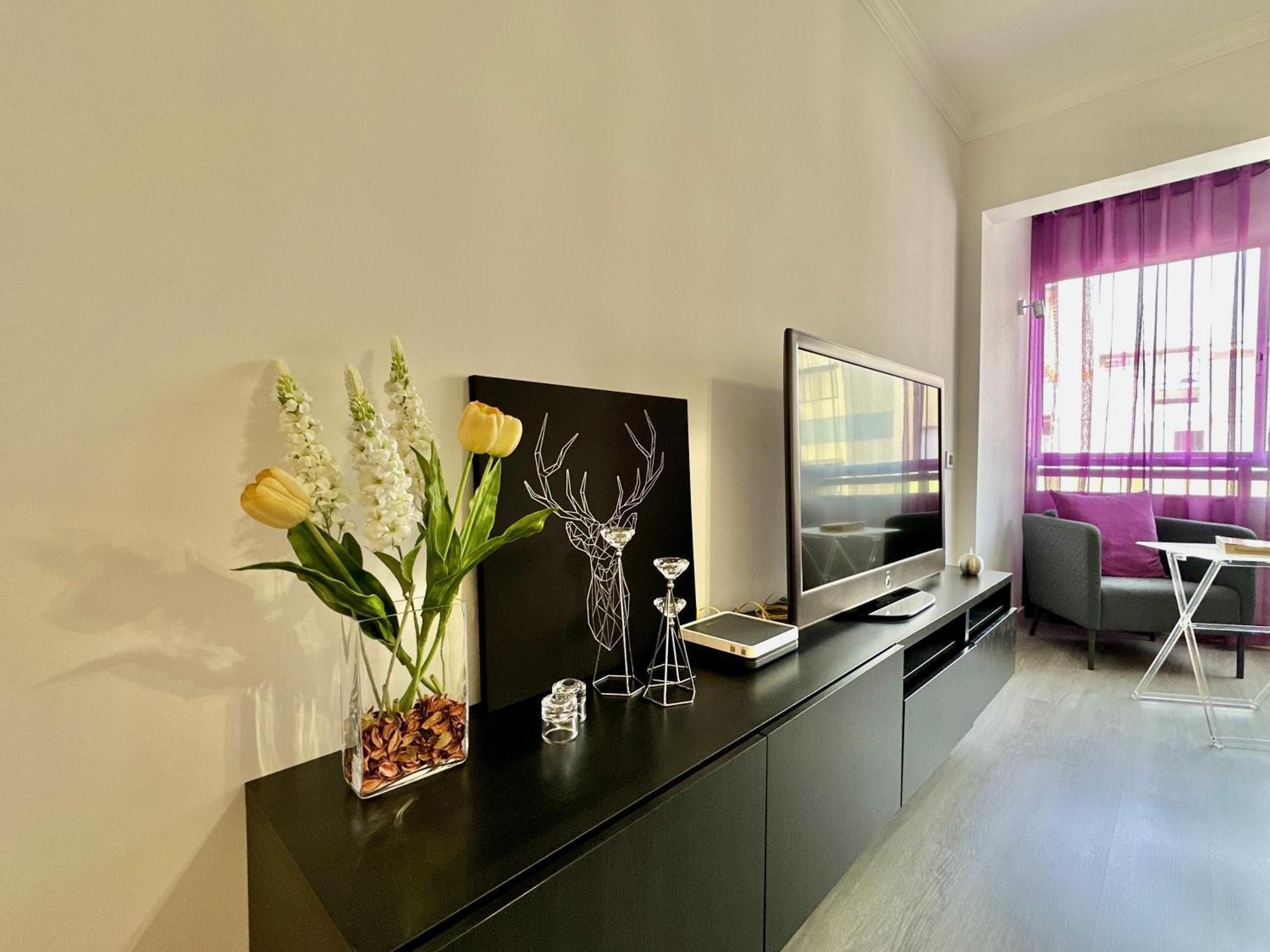 Hostiguest Coliving Leon Y Castillo Las Palmas de Gran Canaria Bagian luar foto