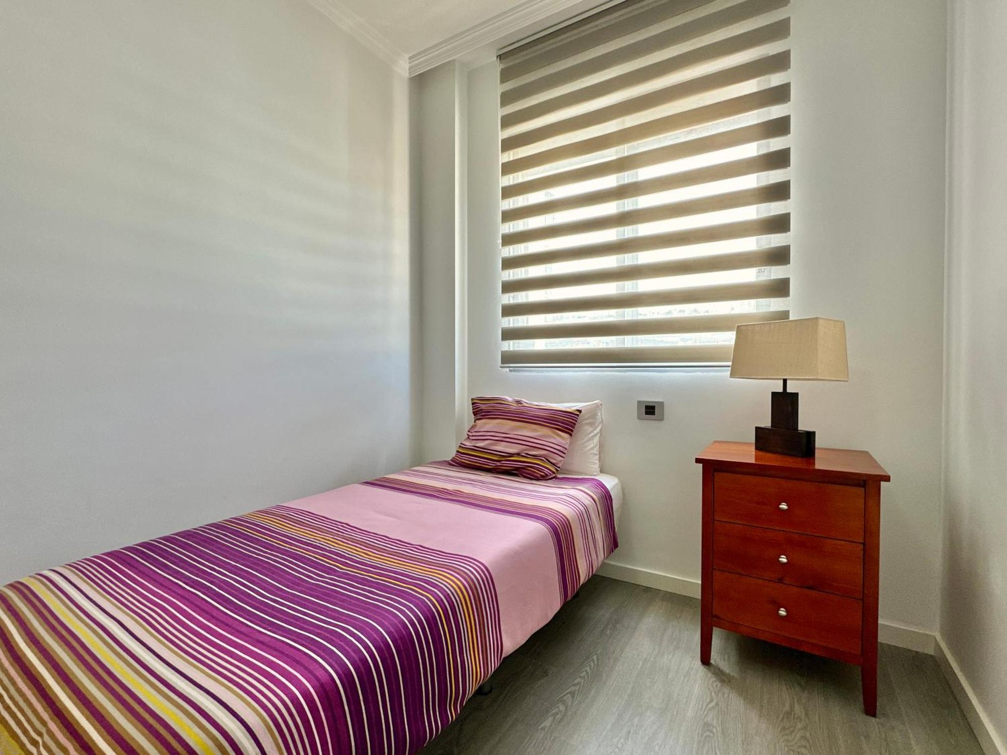 Hostiguest Coliving Leon Y Castillo Las Palmas de Gran Canaria Bagian luar foto