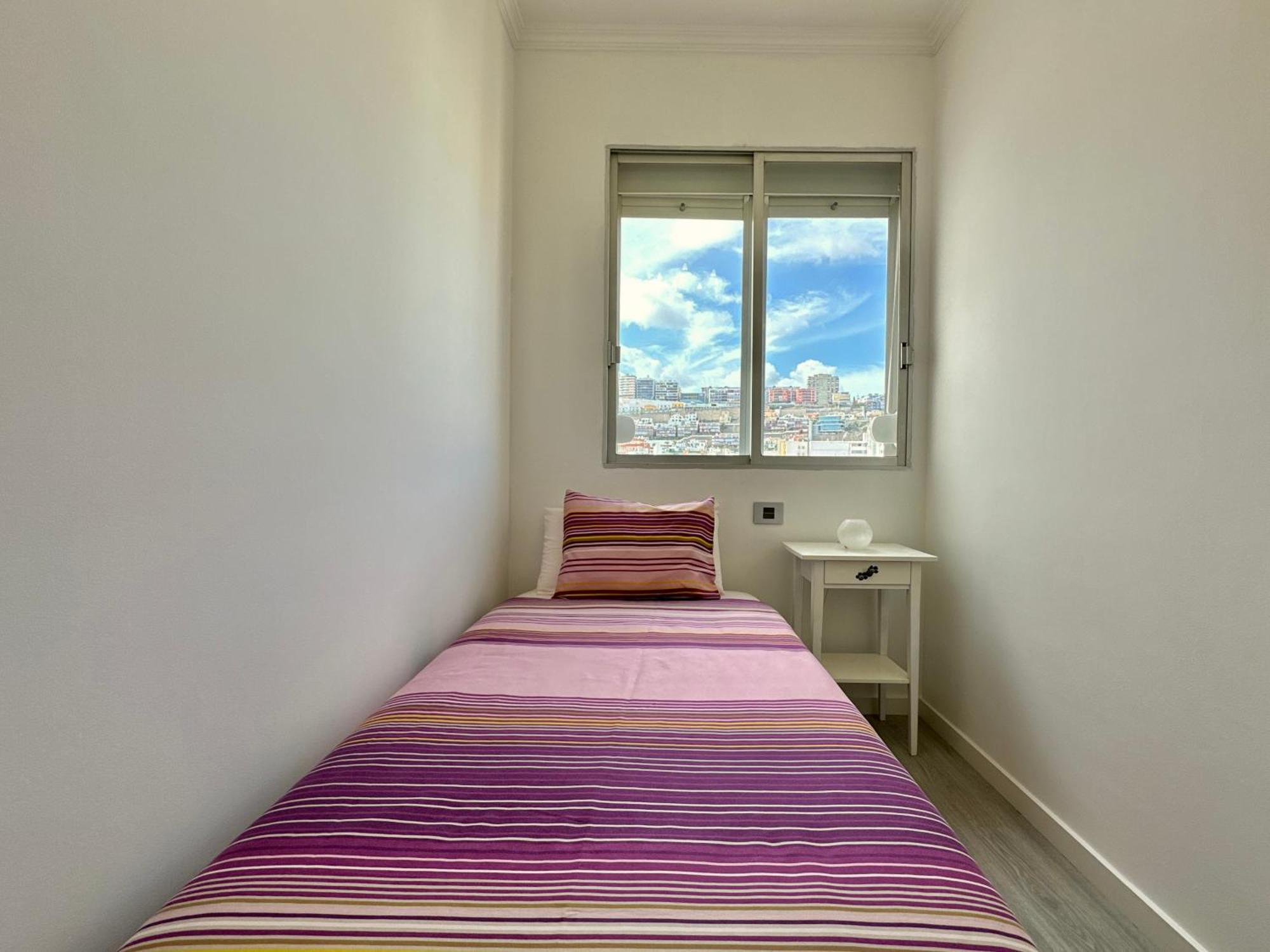Hostiguest Coliving Leon Y Castillo Las Palmas de Gran Canaria Bagian luar foto